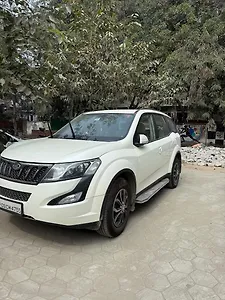 2017 Mahindra XUV500 W6 1 2017 Mahindra XUV500 W6 1
