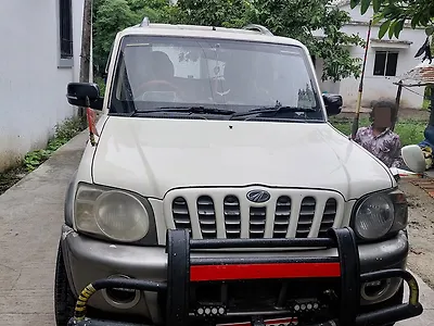 2005 Mahindra Scorpio 2.6 SLX 1