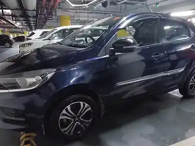 2023 टाटा टियागो xta [2021-2023] 1