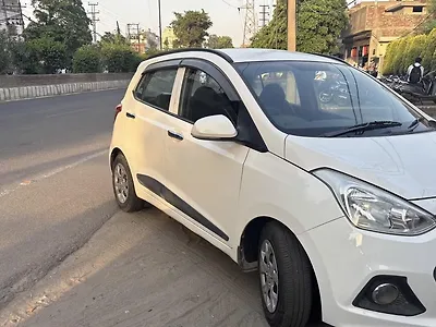 2016 Hyundai Grand i10 Asta 1.1 CRDi [2013-2016] 1