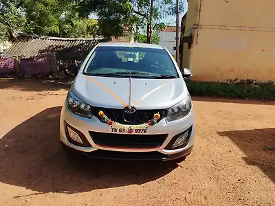 2019 Mahindra Marazzo M2 8 STR 1