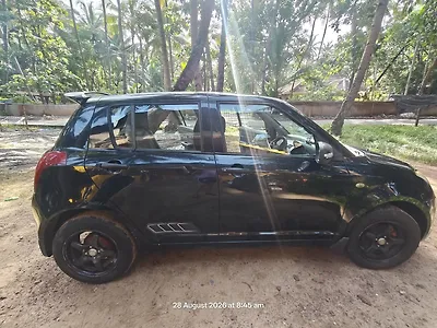 2006 Maruti Suzuki Swift LXi 1 2006 Maruti Suzuki Swift LXi 1