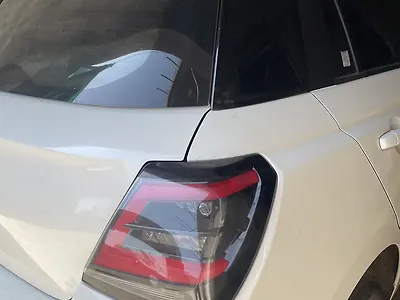 2025 मारुति सुज़ुकी स्विफ़्ट VXi (O) Petrol Manual 1