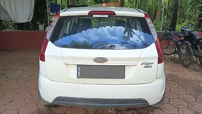 2011 Ford Figo Duratorq Diesel Titanium 1.4 1 2011 Ford Figo Duratorq Diesel Titanium 1.4 1