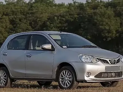 2016 Toyota Etios Liva LE Diesel 1