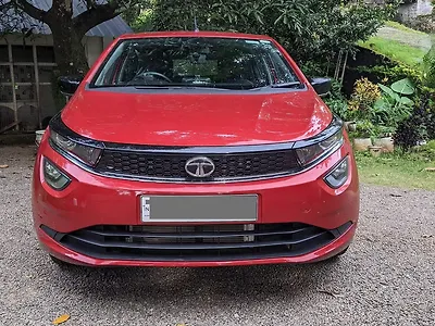 2020 Tata Altroz XZ Urban Petrol 1