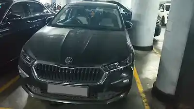 2023 स्कोडा स्लाविया स्टाइल 1.0 लीटर टीएसआई एटी 1 2023 स्कोडा स्लाविया स्टाइल 1.0 लीटर टीएसआई एटी 1