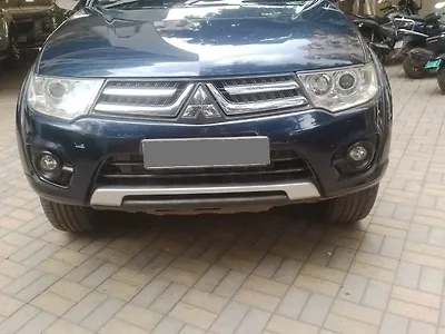 2015 Mitsubishi Pajero 2.5 AT 1