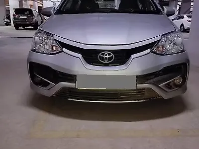 2017 Toyota Etios VD 1