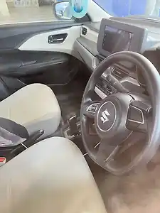2025 मारुति सुज़ुकी डिज़ायर VXi Petrol Manual 1 2025 मारुति सुज़ुकी डिज़ायर VXi Petrol Manual 1
