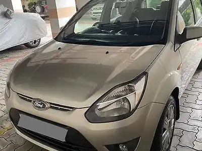 Second Hand फ़ोर्ड फिगो ड्यूराटोर्क डीज़ल exi 1.4 in इरनाकुलम
