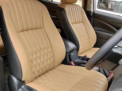 2020 Toyota Innova Crysta 2.4 GX 8 STR