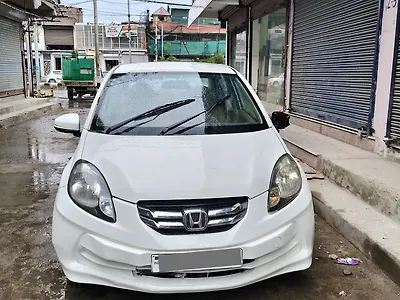 2015 Honda Amaze 1.5 S i-DTEC 1 2015 Honda Amaze 1.5 S i-DTEC 1