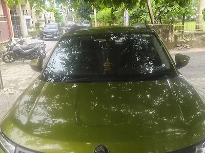 2025 Skoda Kylaq Signature Plus Petrol Turbo Automatic (TC) 1