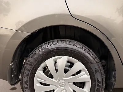 2019 Maruti Suzuki DZire VXi 1