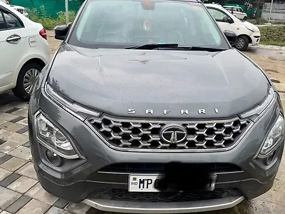 2022 Tata Safari XZ 1