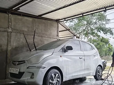 2013 Hyundai Eon Era + 1