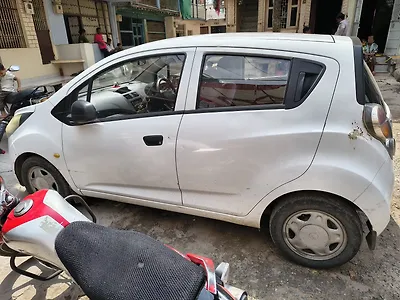 2010 Chevrolet Beat LS Petrol 1 2010 Chevrolet Beat LS Petrol 1