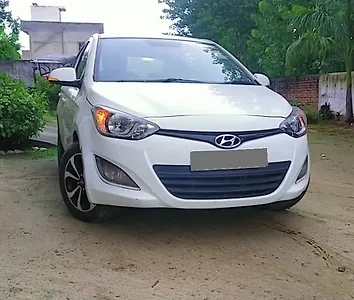 2014 Hyundai i20 Sportz 1.4 CRDI 1 2014 Hyundai i20 Sportz 1.4 CRDI 1