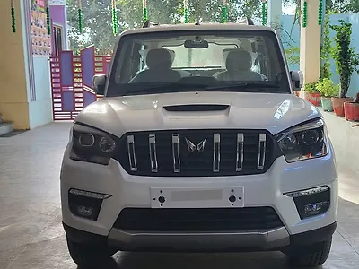 2025 Mahindra Scorpio S11 Diesel Turbo Manual 7 STR 1