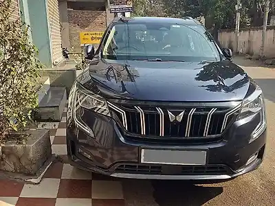 Second Hand महिंद्रा XUV700 AX 7 डीज़ल एटी 7 सीटर [2021] in लातूर