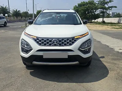 2023 Tata Safari Pure Plus S 7 STR 1