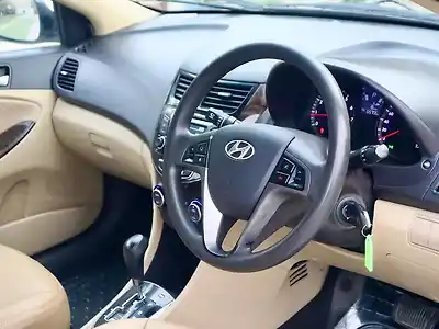 Second Hand हुंडई वरना 1.6 vtvt s (o) ऑटोमैटिक in जालंधर