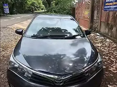 2015 Toyota Corolla Altis 1.8 J 1