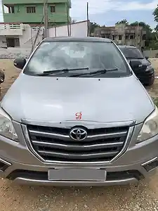 2010 टोयोटा इनोवा 2.0 gx 8 सीटर bs-iv 1 2010 टोयोटा इनोवा 2.0 gx 8 सीटर bs-iv 1