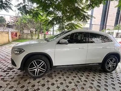 2021 मर्सिडीज़ बेंज़ जीएलए 220d [2021-2023] 1
