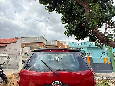 Second Hand Mahindra XUV500 W6 in Mandya