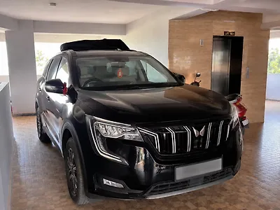 2023 Mahindra XUV700 AX 7 Luxury Pack Diesel AT 7 STR [2023-2024] 1