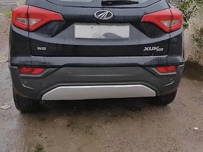 2021 Mahindra XUV300 W8 (O) 1.2 Petrol AMT [2021] 1