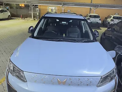 2023 Mahindra XUV400 EC 34.5 KWH Fast Charger