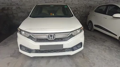 Second Hand Honda Amaze 1.2 E MT Petrol in Chalisgaon Second Hand Honda Amaze 1.2 E MT Petrol in Chalisgaon