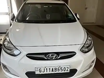2013 हुंडई वरना फ़्लूइडिक 1.6 crdi 1
