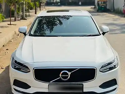 Second Hand वॉल्वो एस90  इंसक्रिप्शन d4 [2016-2020] in सूरत