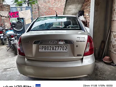 2007 Hyundai Verna VGT CRDi 1