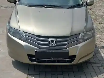 Second Hand होंडा सिटी 1.5 s एमटी  in सुरेन्द्रनगर