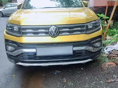 Second Hand फ़ॉक्सवैगन टाइगुन टॉपलाइन 1.0 टीएसआई एमटी in रायगढ़