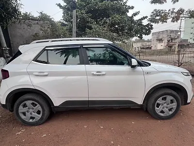 2020 Hyundai Venue S 1.2 Petrol 1 2020 Hyundai Venue S 1.2 Petrol 1