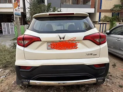2023 Mahindra XUV300 W6 1.5 Diesel [2020] 1