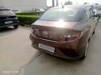 Second Hand Hyundai Aura S 1.2 CNG in Hathras