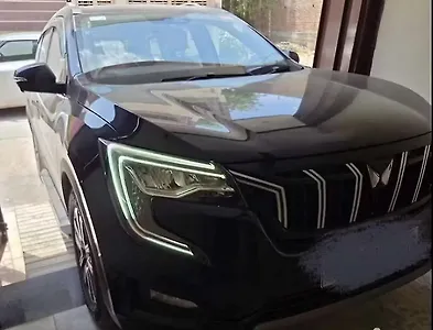 2025 Mahindra XUV700 AX7 Luxury Pack 2WD Diesel 2.2L Turbo Manual 7 STR 1 2025 Mahindra XUV700 AX7 Luxury Pack 2WD Diesel 2.2L Turbo Manual 7 STR 1