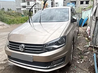 2016 Volkswagen Vento Highline 1.6 (P) 1