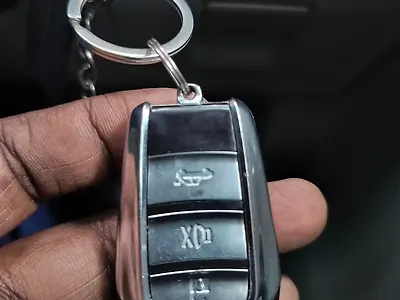 2016 Mahindra KUV100 K4 6 STR