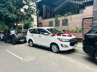 2020 Toyota Innova Crysta 2.4 GX 8 STR