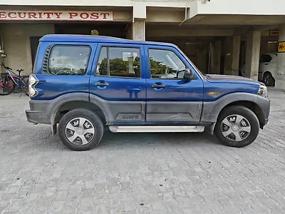 2017 Mahindra Scorpio S4 Plus Intelli-Hybrid 1 2017 Mahindra Scorpio S4 Plus Intelli-Hybrid 1