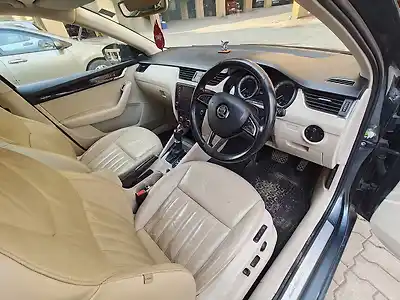 Second Hand स्कोडा ऑक्टाविया 1.8 टीएसआई L&K in सिल्वासा