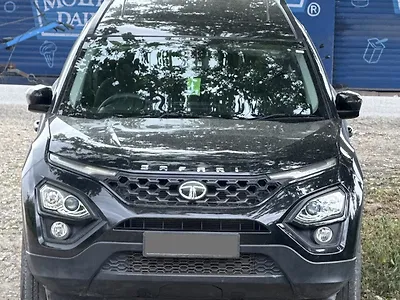 2022 Tata Safari XT Plus 1